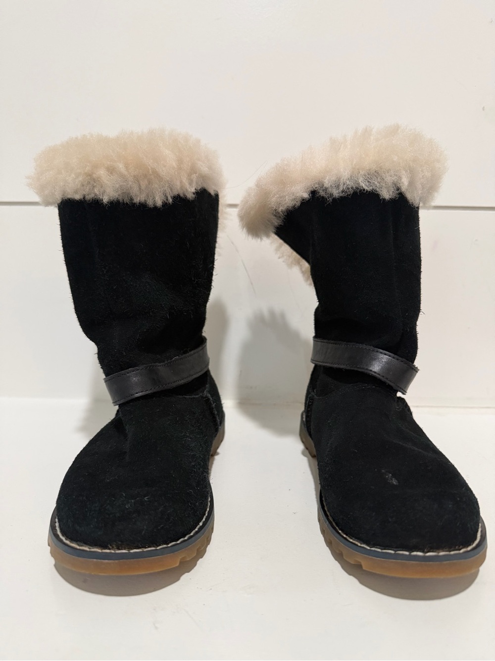 UGG Kids Black Shearling Boots – Size 12